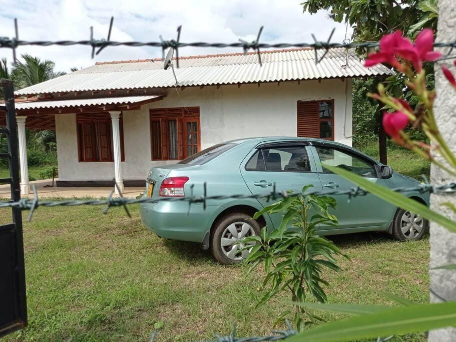 Saubagya Residence - Air Port View House in Sri Lanka