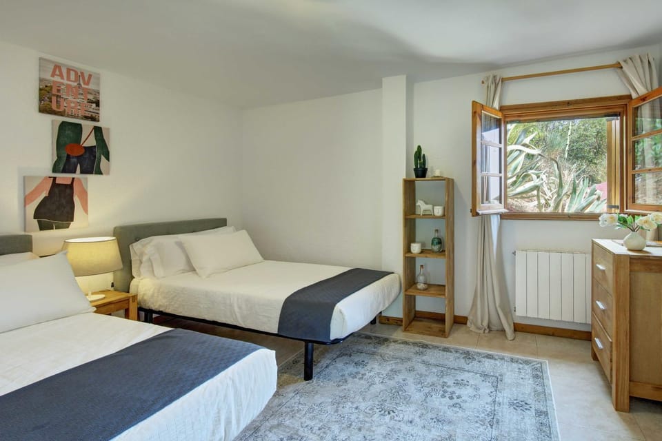 Bedroom, Garden view
