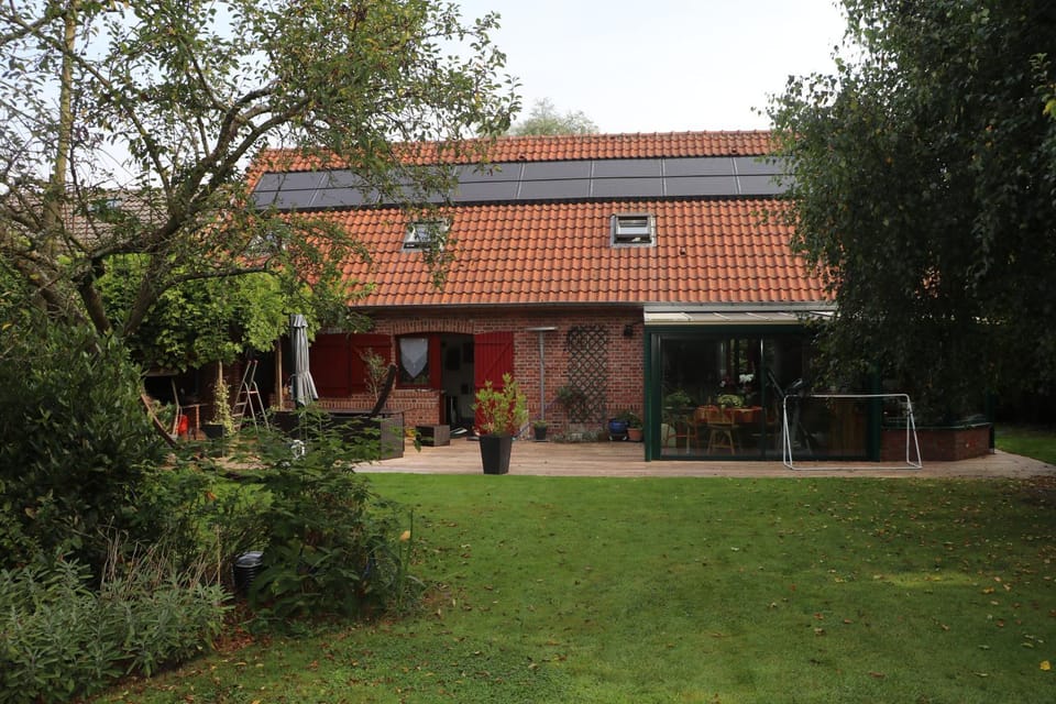 Property building, Garden