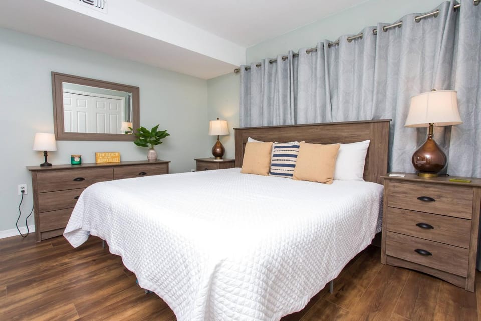 Islandwood Condos Unit 104 House in Okaloosa Island