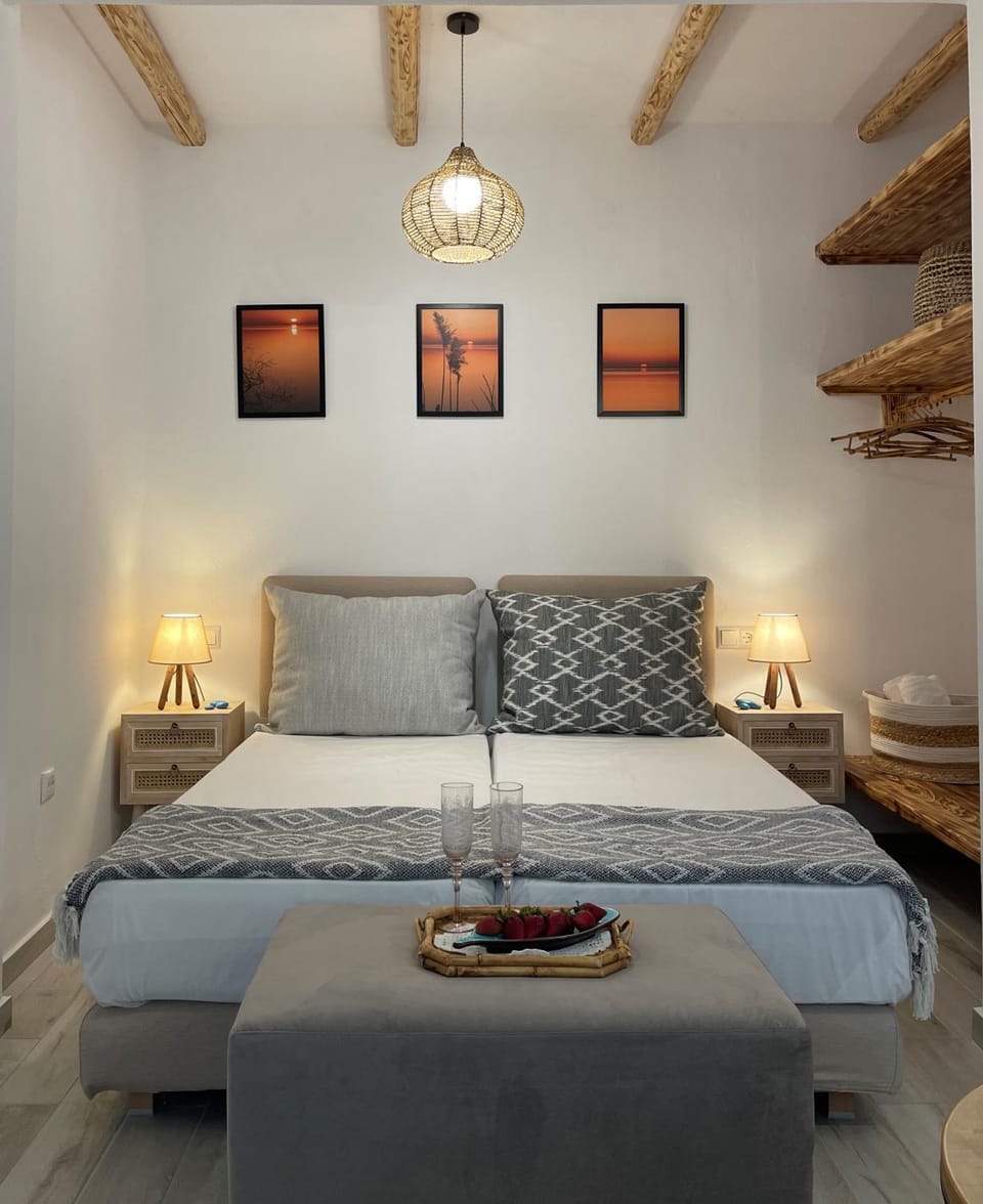 Cocoonut studio, Town of Naxos island, by NaxosVibe Apartment in Naxos