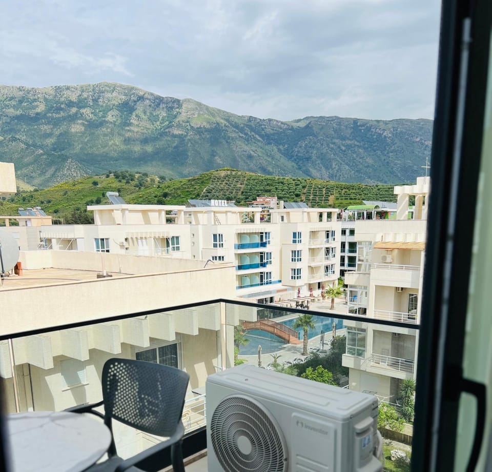 Natural landscape, View (from property/room), Balcony/Terrace, Mountain view