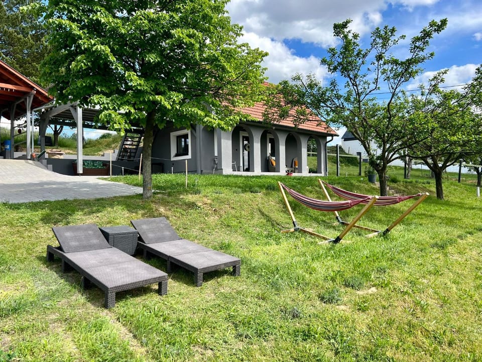 Völgyhíd Village Balaton House in Hungary