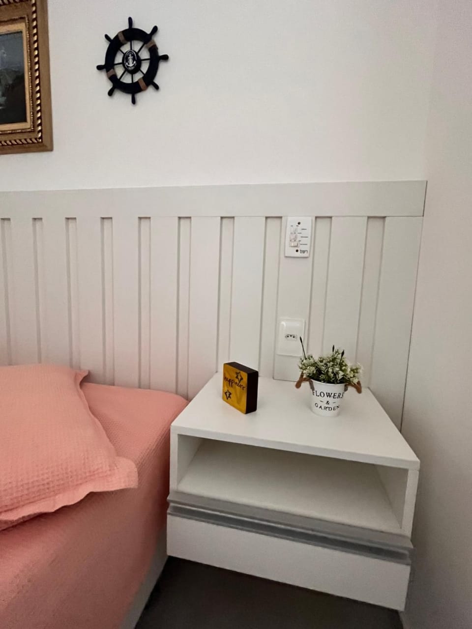 Decorative detail, Bedroom