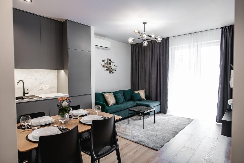 Balcony/Terrace, Living room, Seating area, Dining area, locker, air conditioner