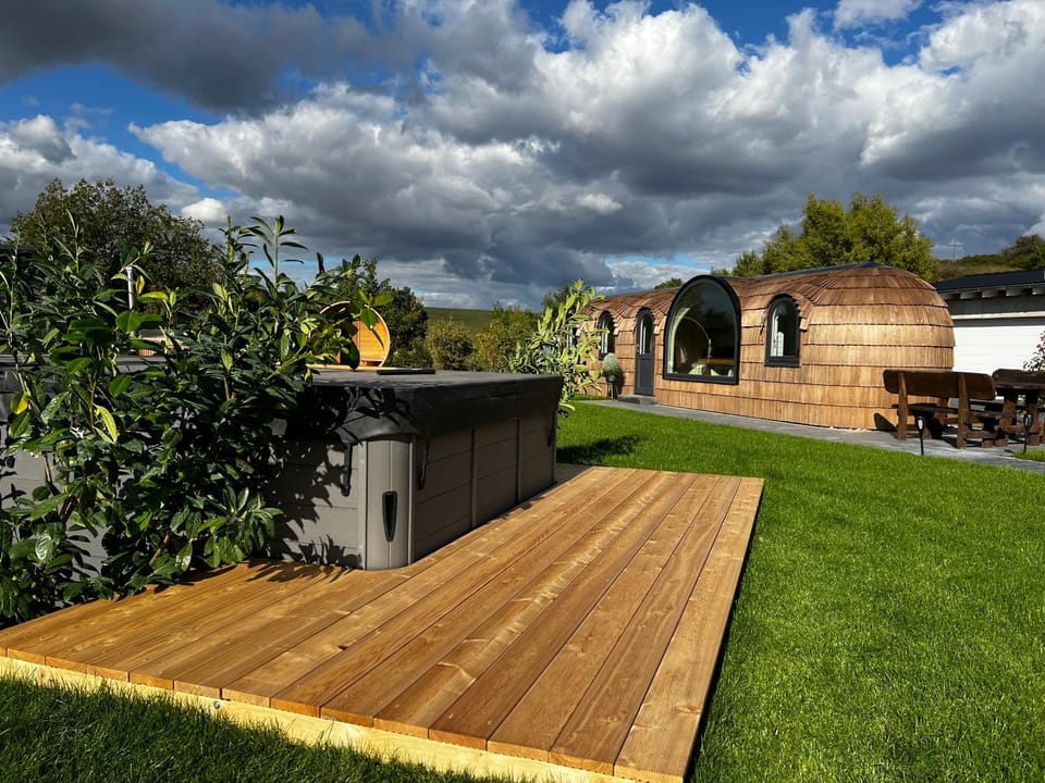 Property building, Swimming pool