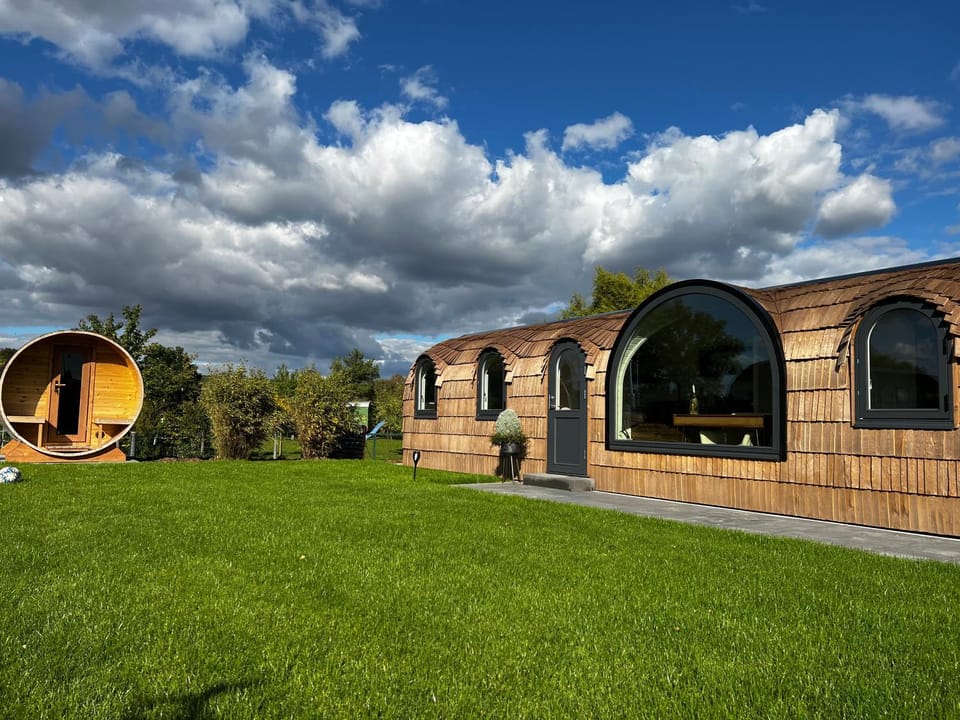 Property building, Sauna