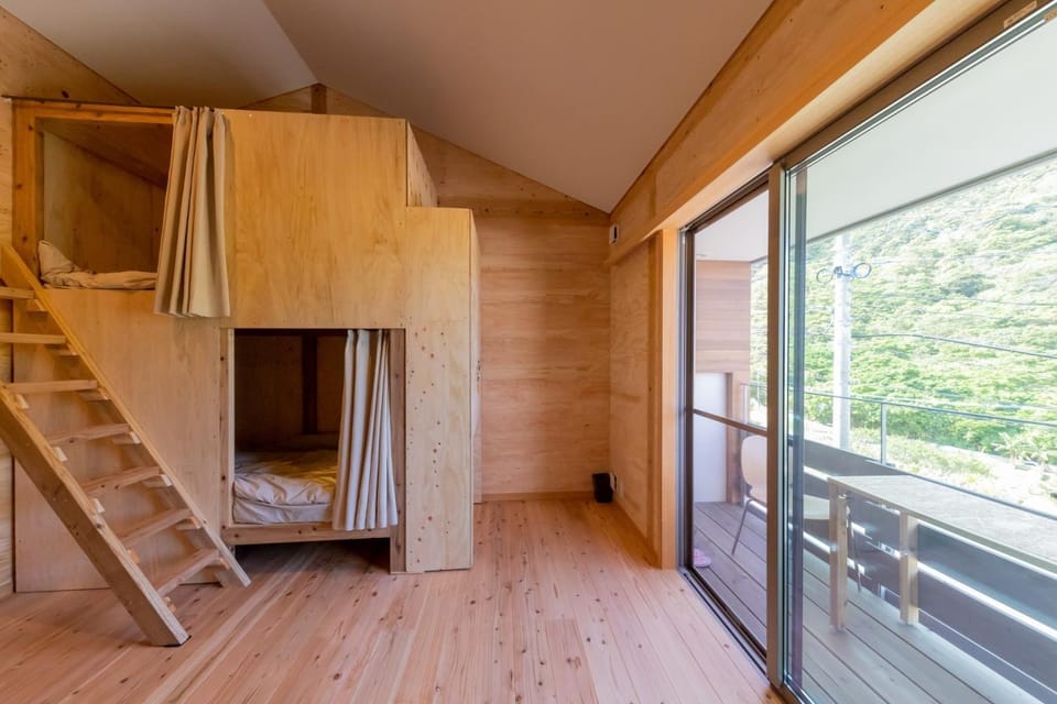 Male Only Dormitory Guest House Amami Long Beach2 Vacation STAY 37987v Bed and Breakfast in Japan