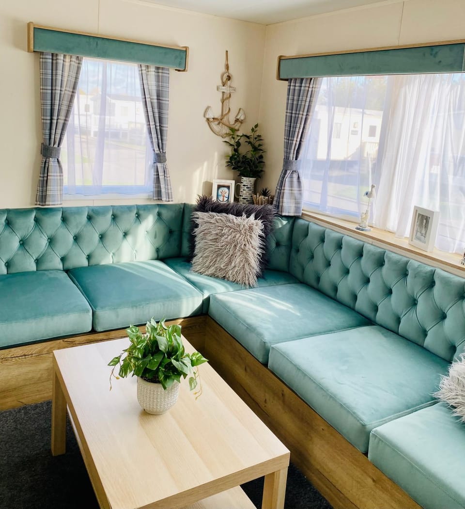 The Wardens Escape - Tattershall Lakes Country Park Campground/ 
RV Resort in Tattershall