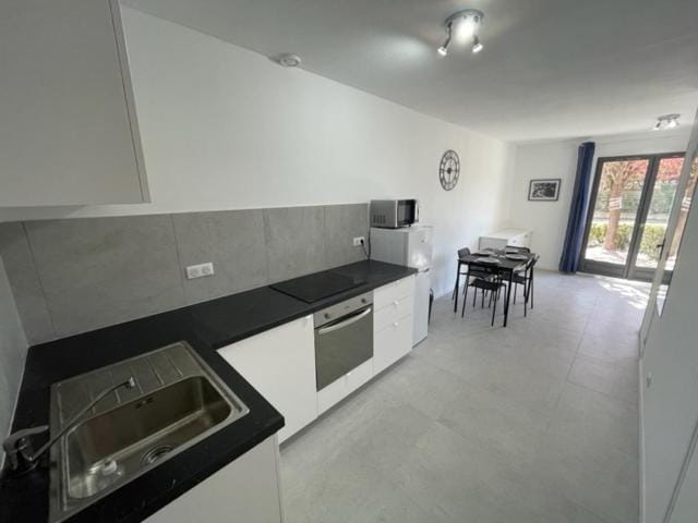 Appartement 30 m2, piscine et parking privé Apartment in Mouans-Sartoux