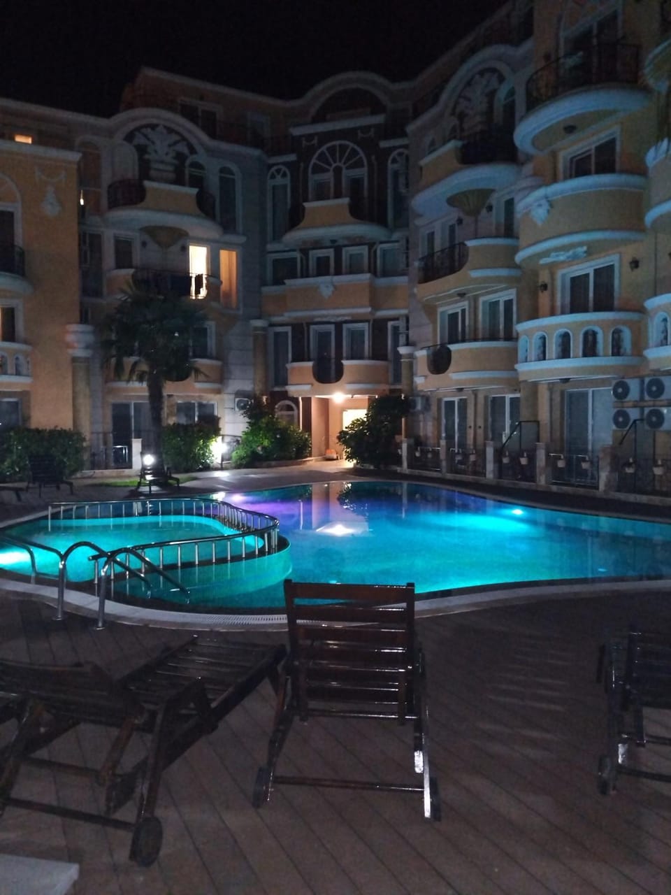 Swimming pool