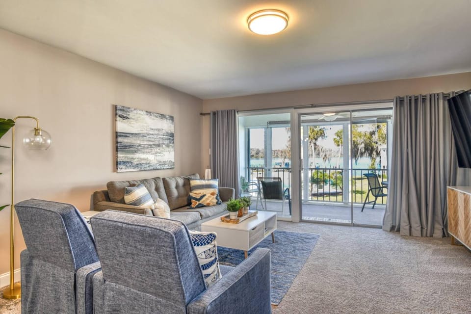 River Bend B212 House in Florida