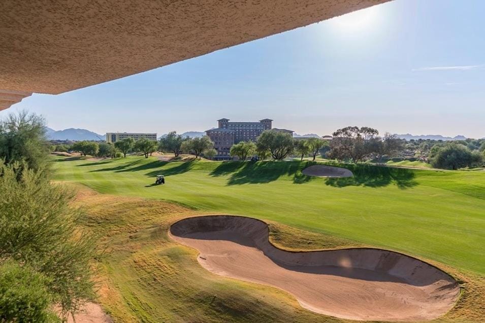 Pure Suites Furnished Two Bed Apts Pool Gym Scottsdale Quarter Kierland Commons Apartment in Kierland