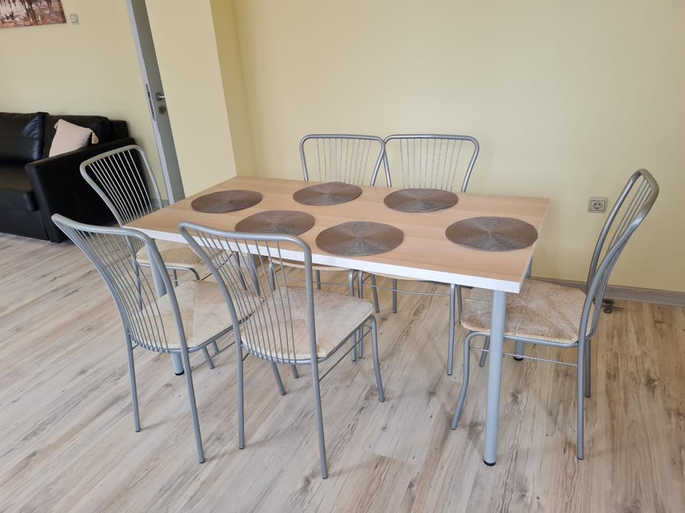 Spacious apartment "Sunny Sofia" in the heart of Varna city Apartment in Varna