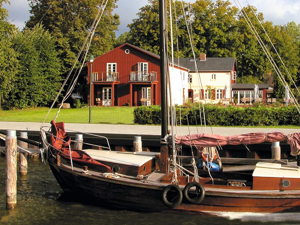 Pension Walfischhaus Bed and Breakfast in Mecklenburg-Vorpommern, Germany