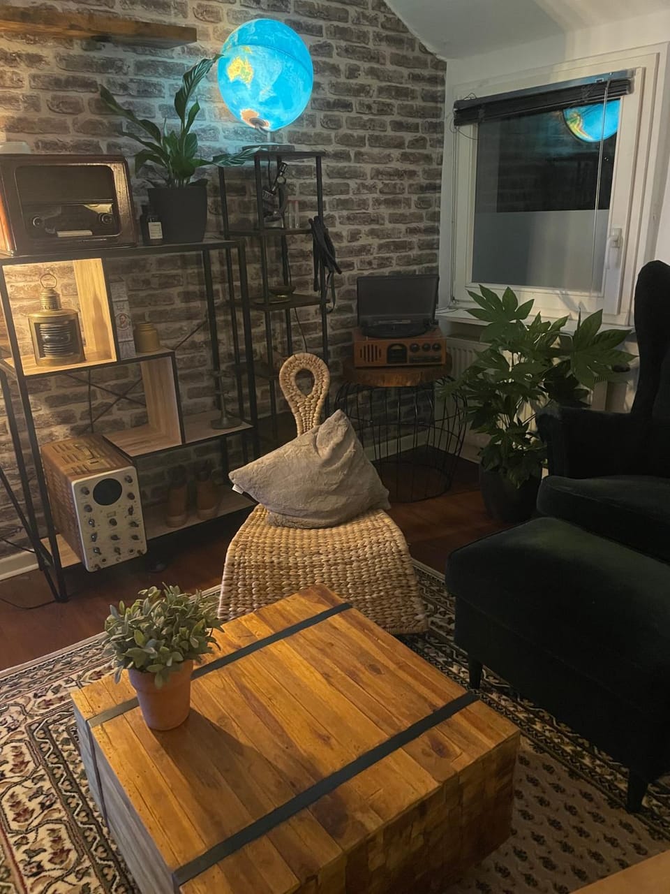 Living room, Bedroom