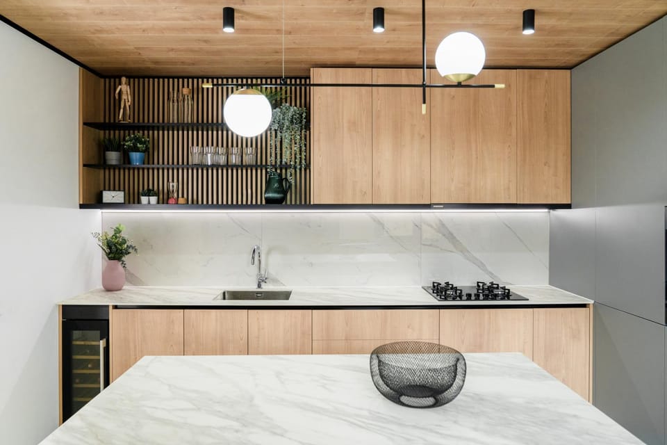 Kitchen or kitchenette, Communal kitchen