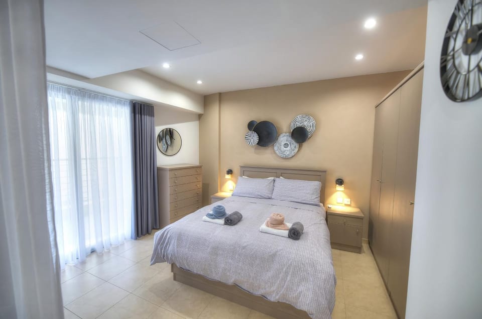 Elegant one bedroom apartment with terrace in uptown Portomaso DDIF1-4 Apartment in Saint Julians