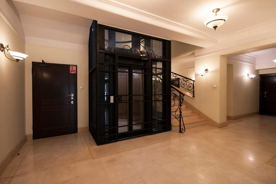 elevator