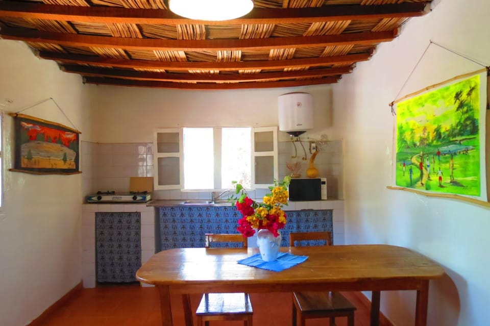 KASA MANSA - KASA Hibiscus Accès direct plage House in Senegal
