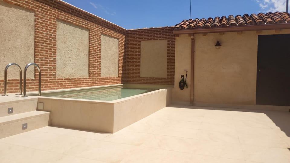 Patio, Balcony/Terrace