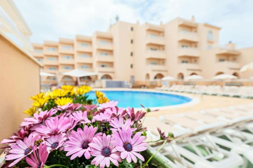 Property building, Off site, View (from property/room), Pool view, Swimming pool, Swimming pool, sunbed