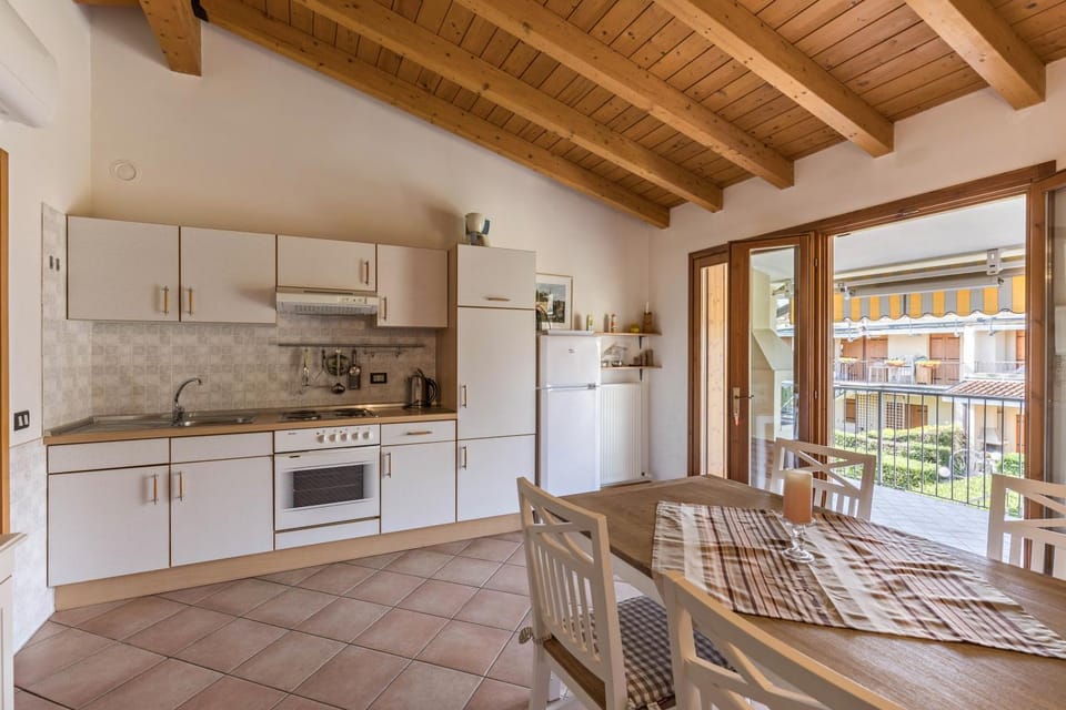 Property building, Kitchen or kitchenette, Living room