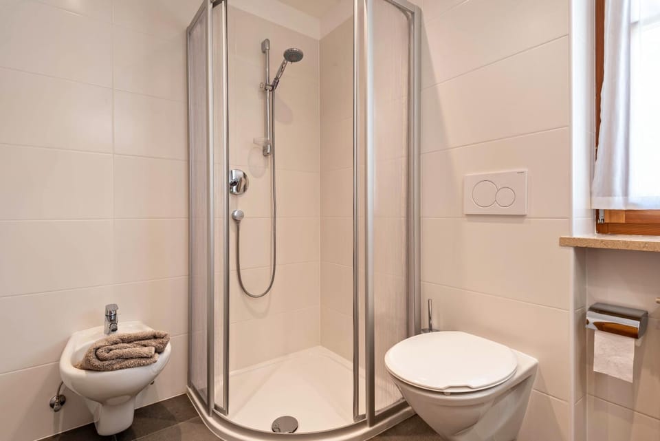 Bathroom, Living room