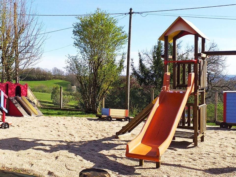 Camping maeva Escapades Au P'tit Bonheur Campground/ 
RV Resort in Occitanie