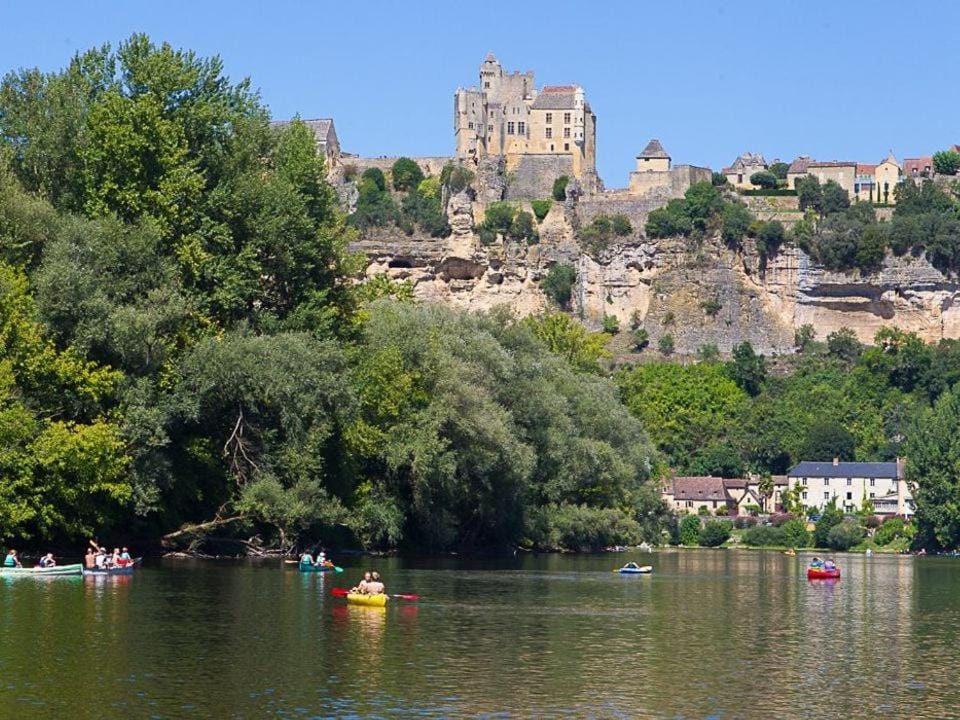 Camping maeva Escapades Au P'tit Bonheur Campground/ 
RV Resort in Occitanie