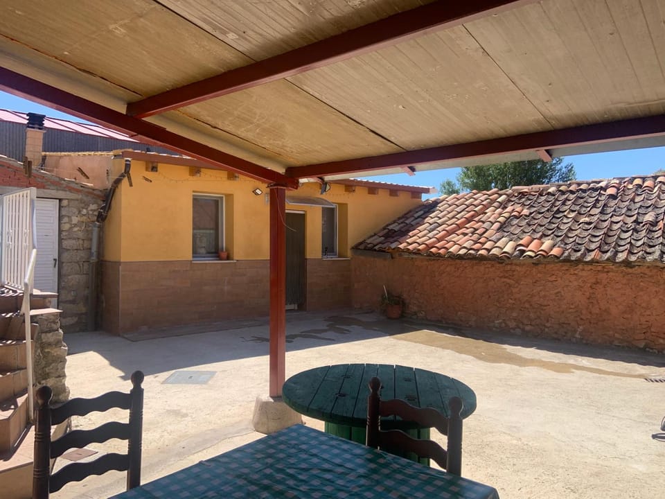 Agradable casa con chimenea y patio totalmente privado Apartment in Castile and León