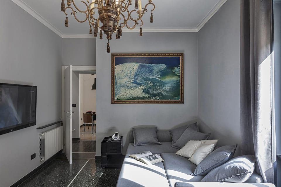 Communal lounge/ TV room, Living room