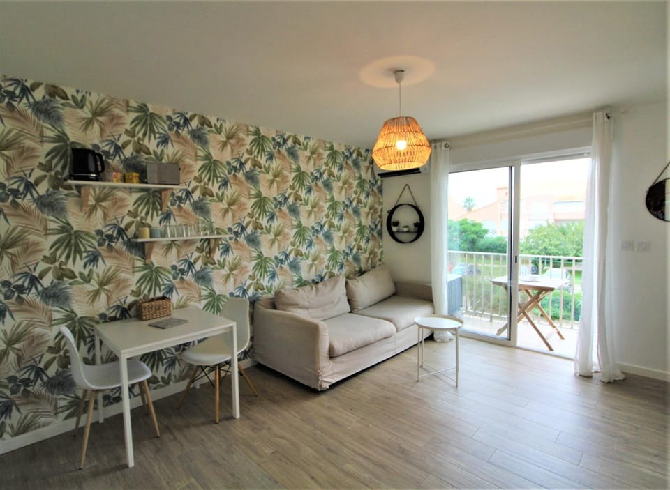 Studio climatisé tout confort à 2 pas de la mer avec parking privé Apartment in Palavas-les-Flots
