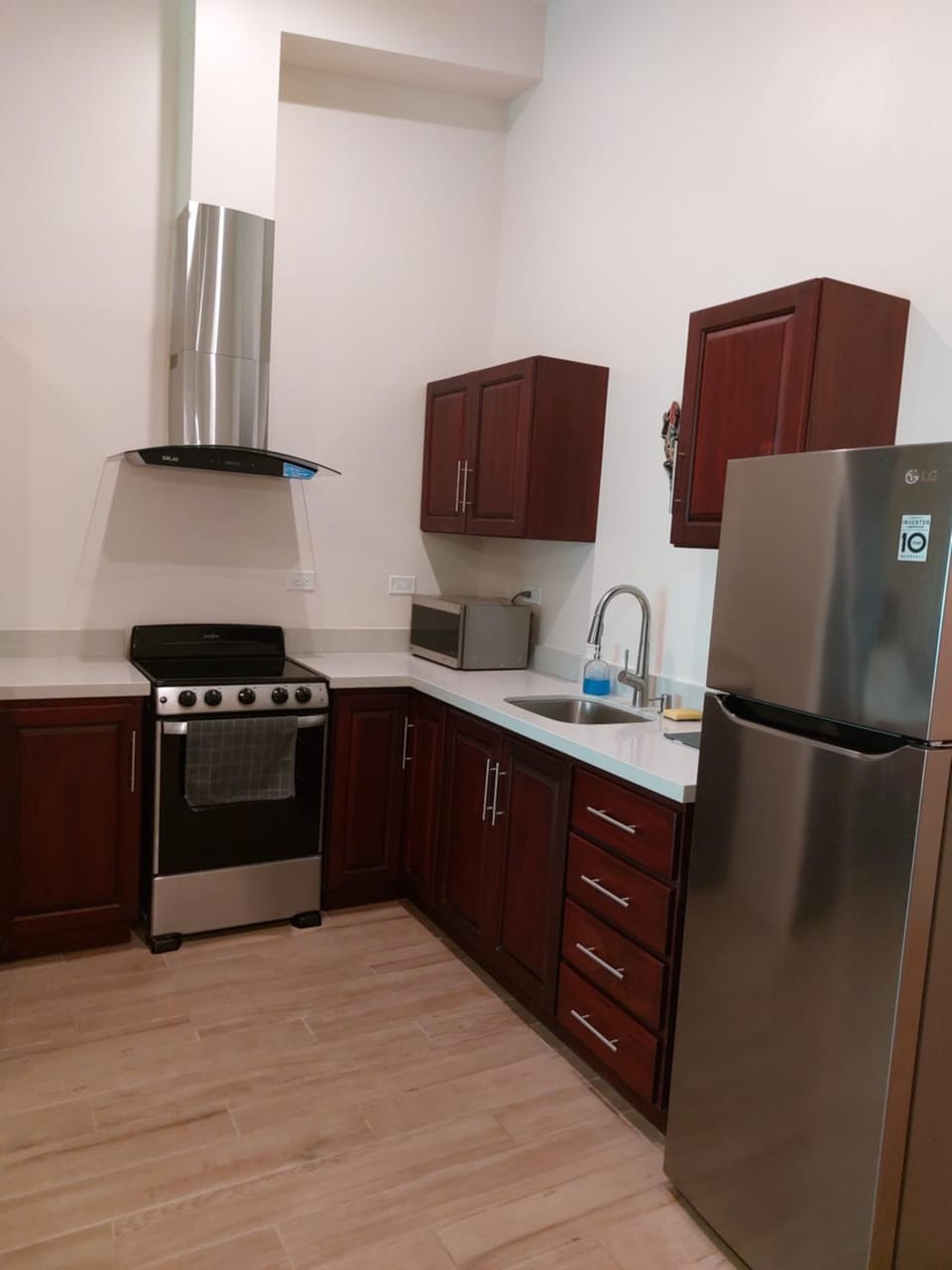 Kitchen or kitchenette, minibar, pet friendly, stove, toaster
