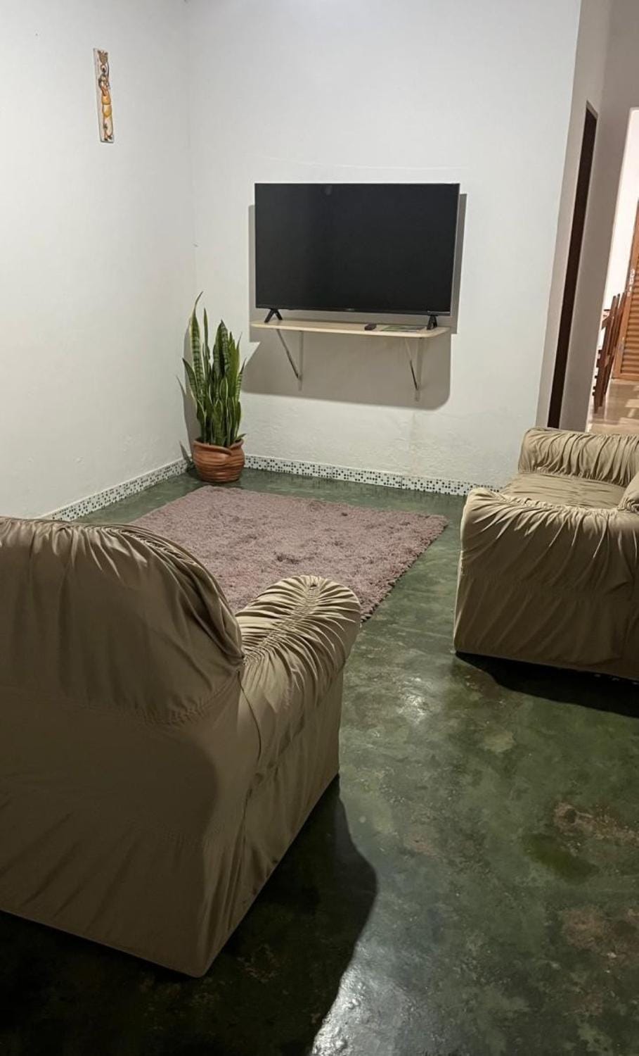 Communal lounge/ TV room