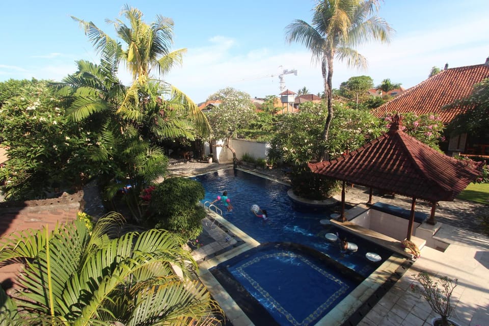 Pool view, Swimming pool
