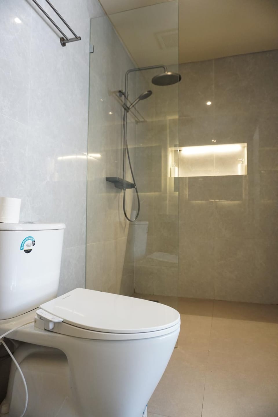 Shower, Toilet, Bathroom