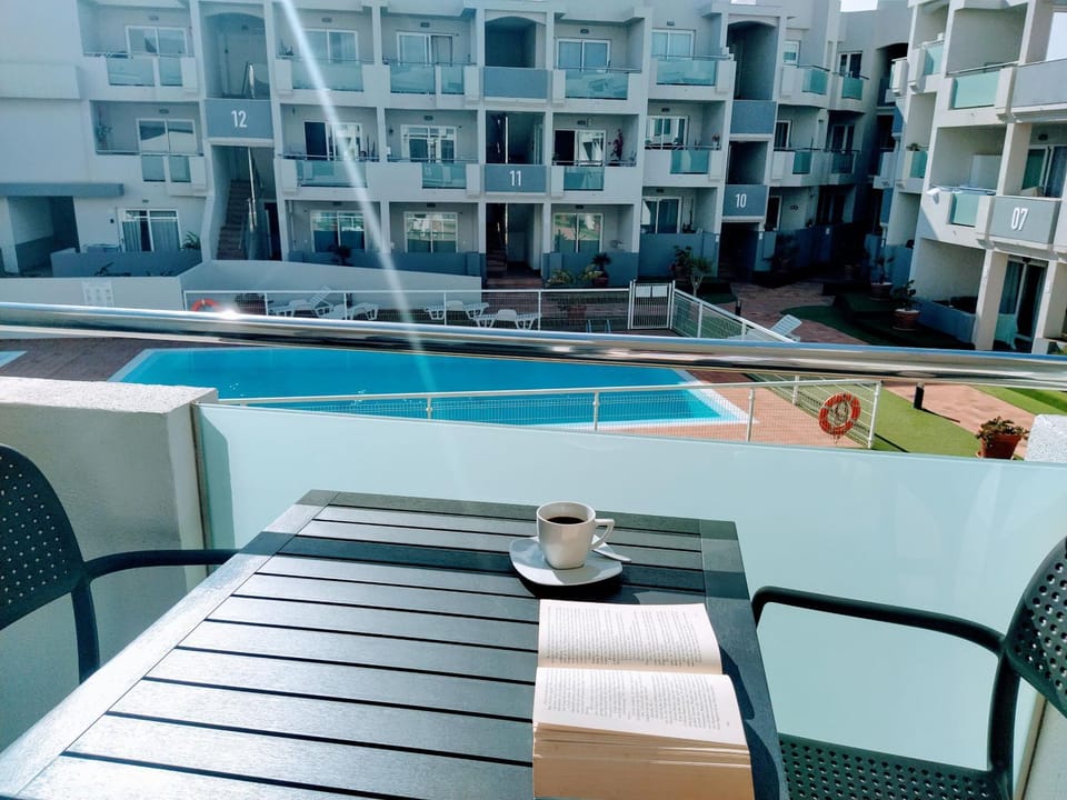 View (from property/room), Balcony/Terrace, Pool view