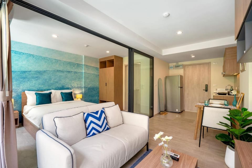 Living room, Photo of the whole room, Seating area