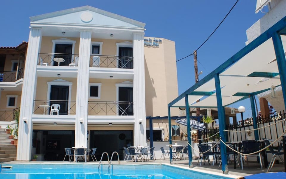 Property building, Swimming pool