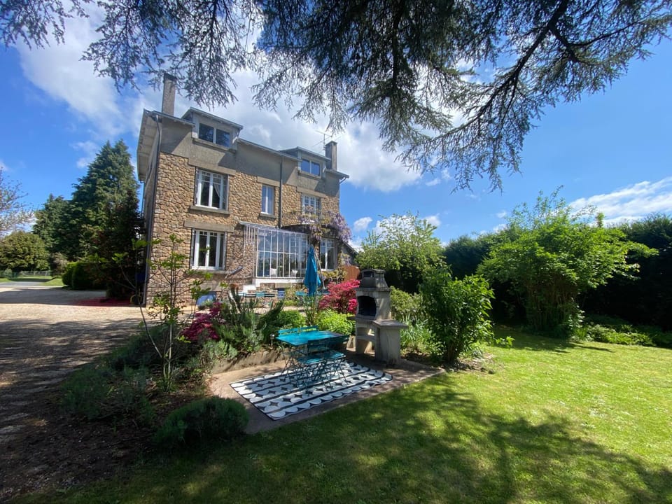 Maison de Montgibaud Bed and Breakfast in Nouvelle-Aquitaine