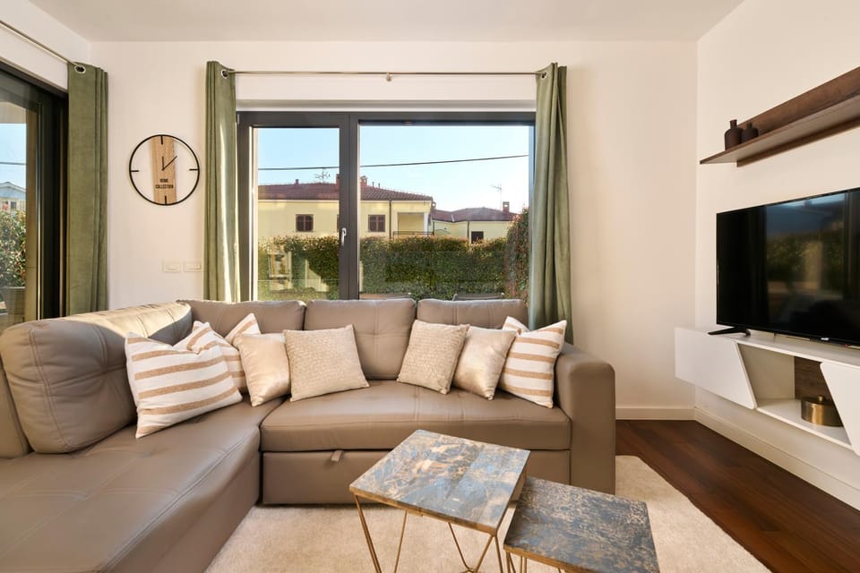TV and multimedia, Living room