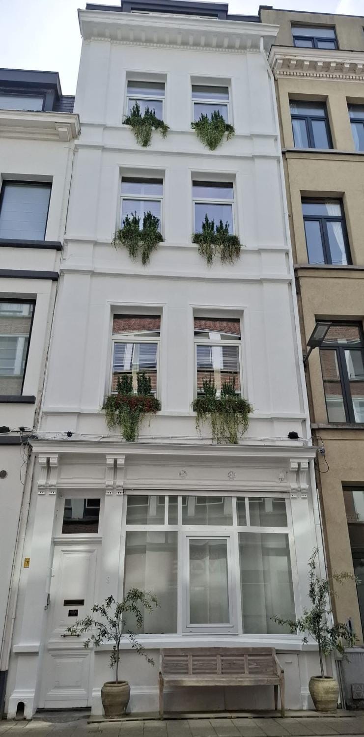 Sint Andries Suites Bed and Breakfast in Antwerp