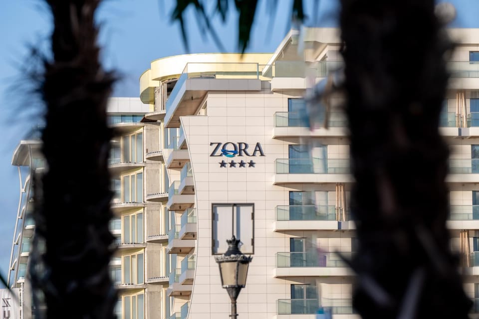 L&C Beach Home by Zora apartament,pe plaja Apartment hotel in Constanța County