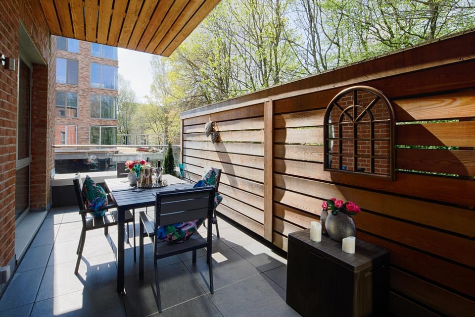 Balcony/Terrace, Dining area