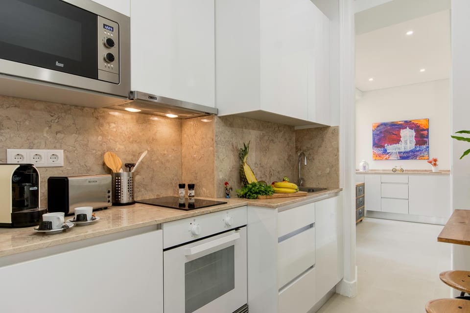 Kitchen or kitchenette, Communal kitchen