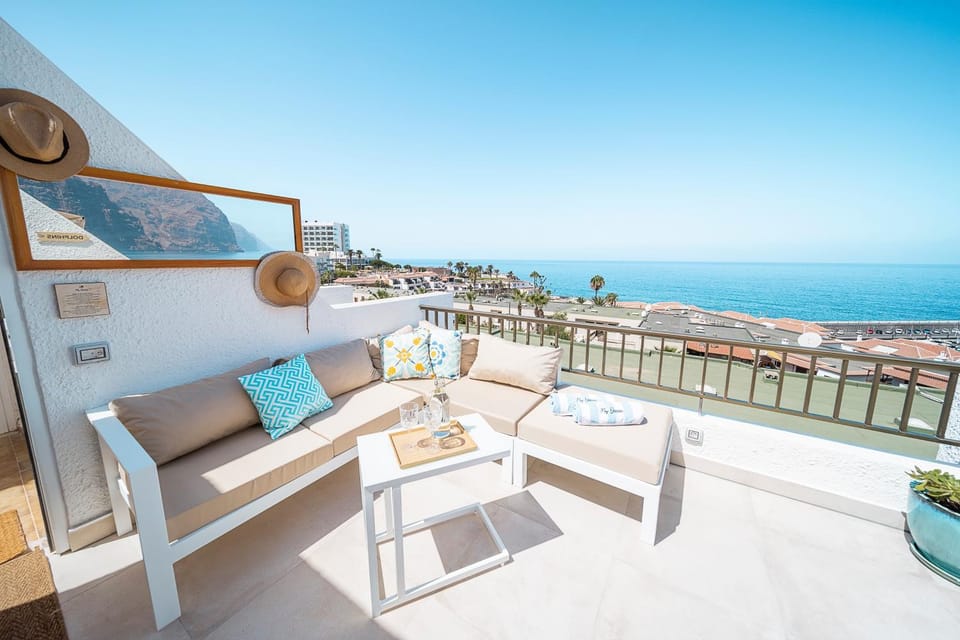 Day, Natural landscape, View (from property/room), Balcony/Terrace, Balcony/Terrace, Sea view