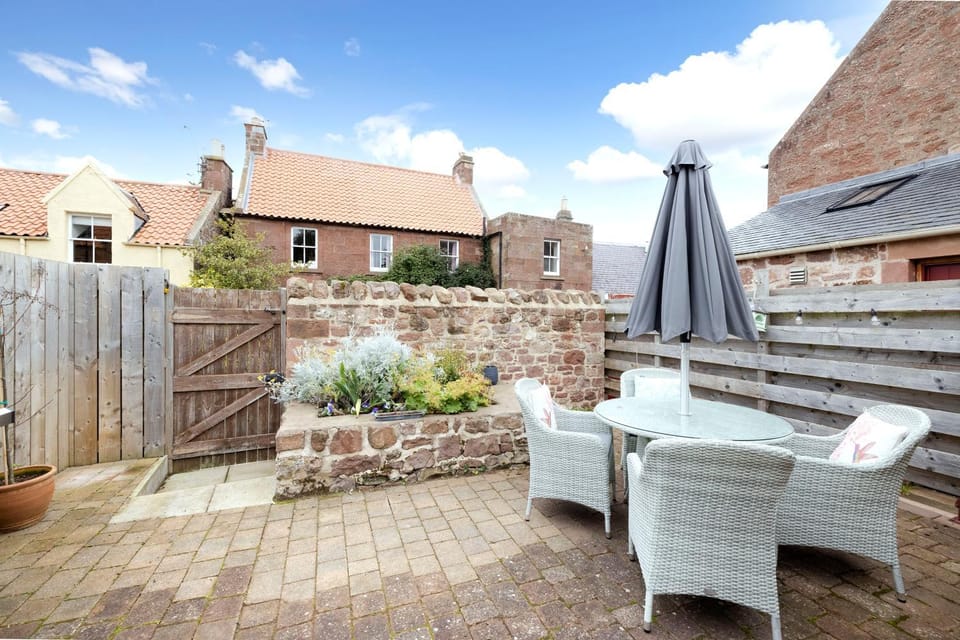 Property building, Patio