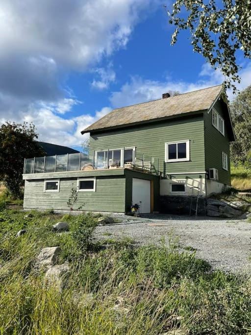 Stort og autentisk hus i Skjåk - kort vei til Lom! House in Innlandet