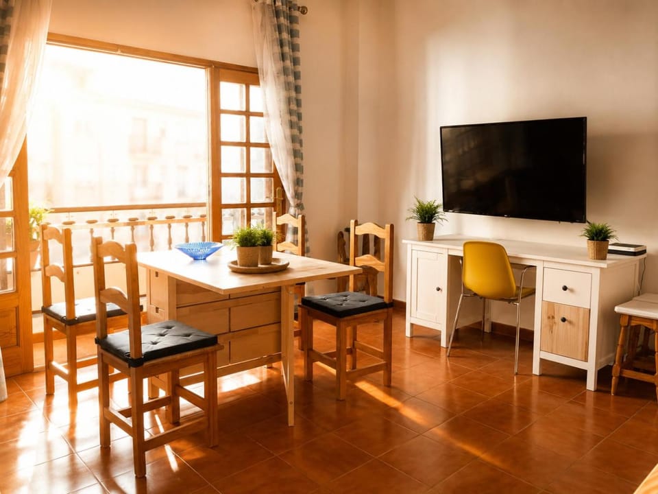 TV and multimedia, Balcony/Terrace, Seating area